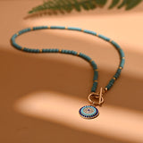 Collier Ras de Cou Perle Bleu