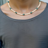 Collier avec des Perles de Bois Bleues et Blanches pour Hommes