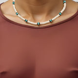 Collier avec des Perles de Bois Bleues et Blanches pour Hommes