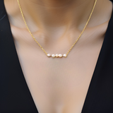 Collier Avec 5 Perle